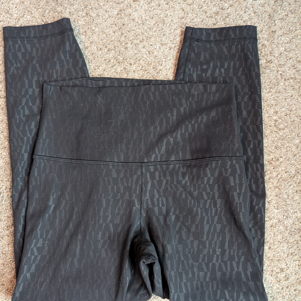 Black Patterned Leggings 3/4 Length